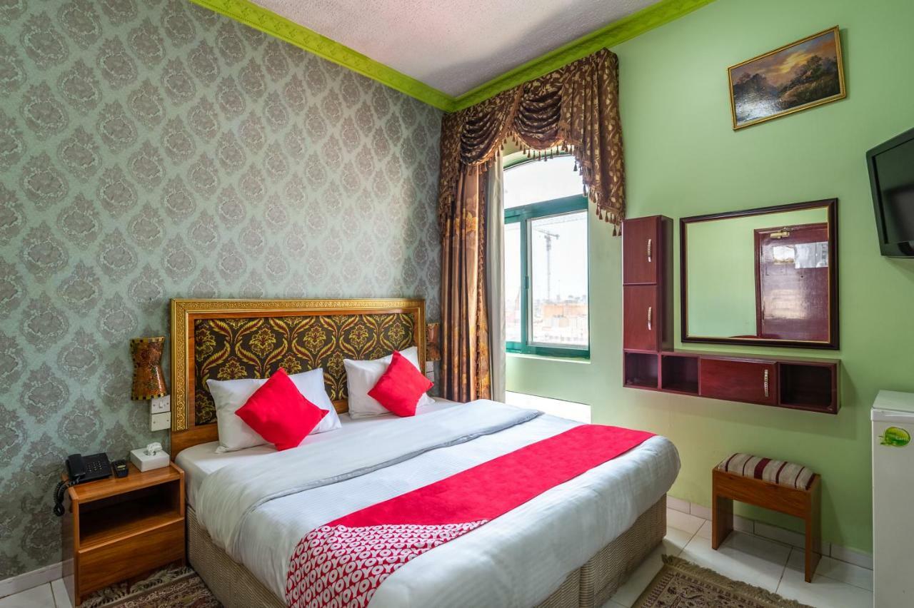 Oyo 191 Golden Sea Hotel Дубай Экстерьер фото